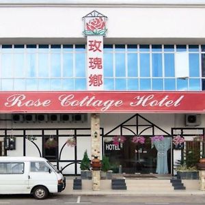 Rose Cottage Hotel Taman Impian Senai